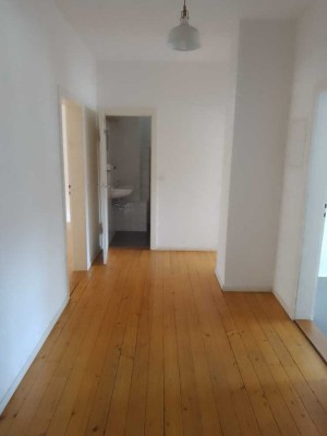Modernisierte Wohnung mit drei Zimmern und EBK in Heilbronn (Kernstadt)