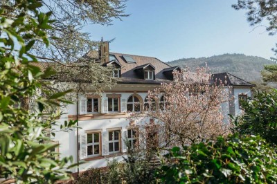 Helle 190m2-Wohnung in exklusiver Villa am Neckar