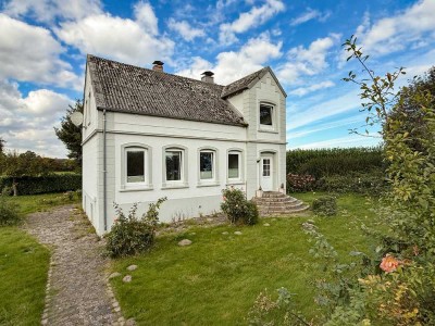 Ein Altbau mit Vergangenheit – bereit für Ihre Zukunft!