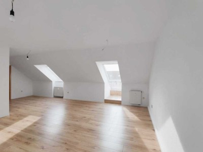 ++ Ruhige und solide Kapitalanlage: Dachgeschoss mit 2,5 Zimmern und Keller ++
