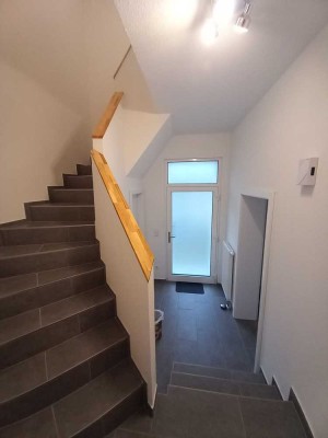 Gepflegte 2-Zimmer Maisonettewohnung in Solingen Merscheid mit Balkon