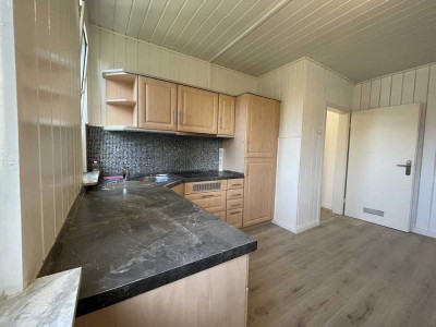 Einmalig ruhige 2-Zi-Wohnung, tolle Küche, TOP Lage im Grünen