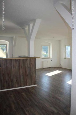 Moderne, helle Wohnung mit offenen Wohnkonzept