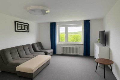 FREI AB 01.09.2025!!! Gut geschnittene 4- Zimmerwohnung mit Balkon und Fahrstuhl in Bad Hersfeld