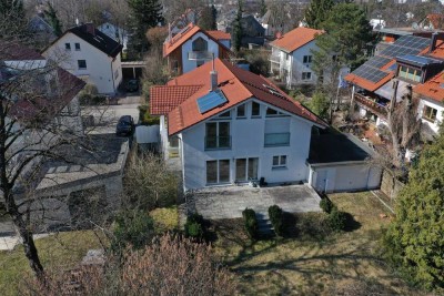 Doppelhaushälfte mit großem Garten