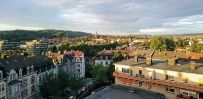 Am höchsten Punkt: Lichtdurchflutete Dachgeschoss-Wohnung mit Panoramablick in Wuppertal Barmen