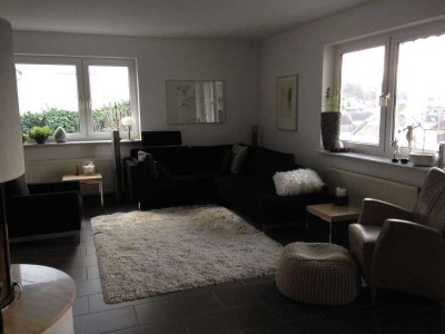 Einfamilienhaus in Hanglage mit einzigartiger Aussicht