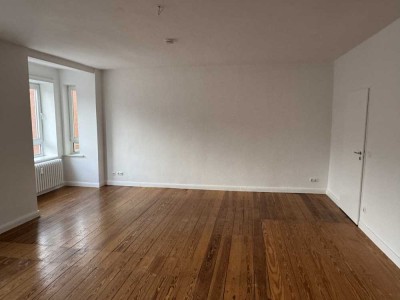 Sanierte 2-Zimmer-Wohnung mit EBK in Kiel