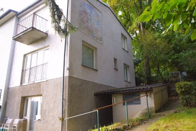 Einmalige Gelegenheit in Top Lage - Doppelhaushälfte auf 462m² Eigengrund