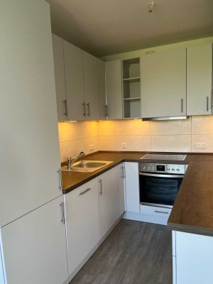 Erstbezug nach Sanierung - Tolle 3-Raum-Wohnung mit Balkon und EBK in Cottbus