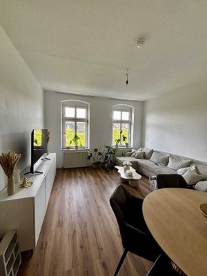 Zentrale 4-Raum-Maisonette-Wohnung mit Einbauküche
