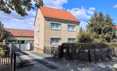 Einfamilienhaus + Nebenhaus perfekt zum Generationswohnen in Zwenkau in Seenähe zu verkaufen