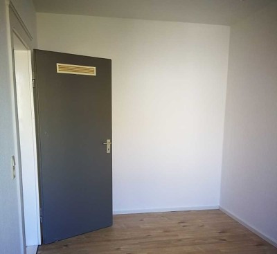 Perfekte Studentenwohnung Nähe HAWK: 1,5 Zi, EBK, Bad