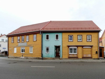 Modernisiertes Mehrfamilienhaus mit solider Rendite in Kaltennordheim
