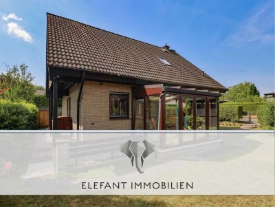 Bestlage in Wildau | 5 Zimmer | Praxis Einlieger im Kellergeschoss | 3 Bäder | 118m²  Wohnfläche |