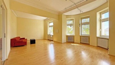 Helle Altbauwohnung mit hohen Decken in Köln Lindenthal – nahe Rautenstrauchkanal