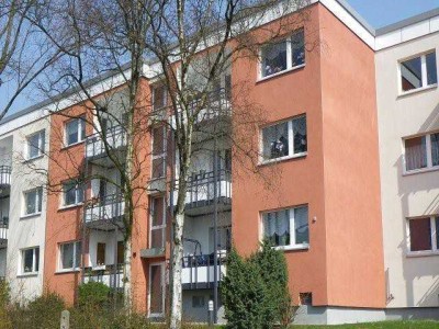 Komplett modernisierte 3-Zimmer-Wohnung mit Balkon!