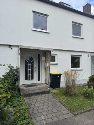 Schönes 5,5-Zimmer-Reihenhaus in Friedberg - OHNE PROVISION