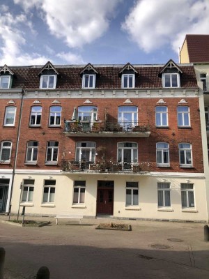 2 Zimmer Altbau-Wohnung in Bergedorfer Zentrum
