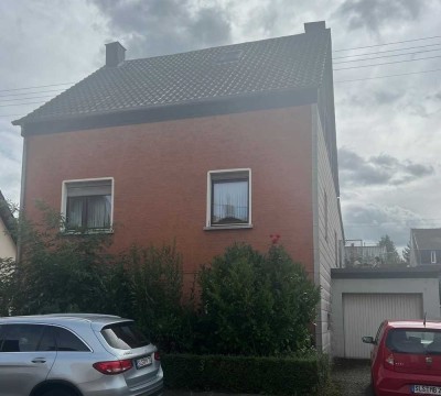 Wieder im Angebot!!!! Freistehendes 1-Familienhaus in zentraler Lage von Lebach zu verkaufen