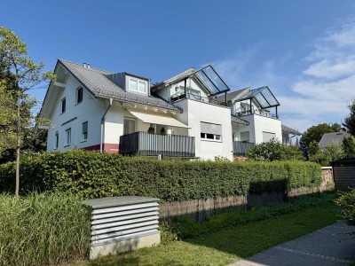 Lichtdurchflutet 3 Zi.-Dachgeschoss-Whg. mit Süd-West-Balkon in absolut ruhiger, zentraler Lage!