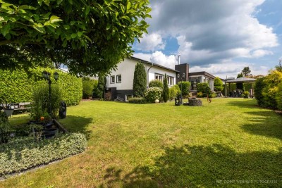 MANNELLA *Traumhaus auf Traumgrundstück* in zentraler Lage von Seelscheid