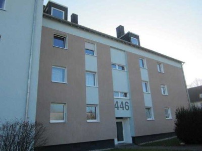 schöne Wohnung mit (WBS)  komplett Renoviert