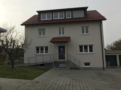 5-Zimmer Wohnung mit Balkon in Binswangen
