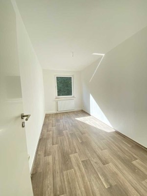 Sofort verfügbar!!!! Wunderschöne 2-Raum-Wohnung im Grünen zu vermieten