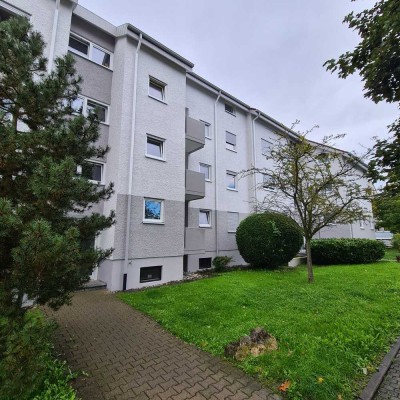 Schöne 3,5-Zimmer-Wohnung mit EBK