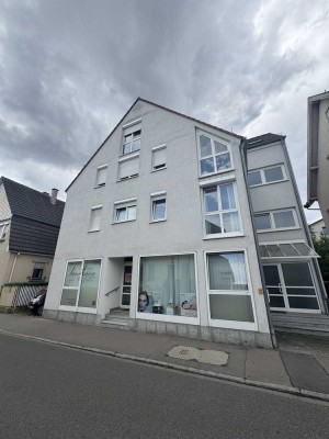 Schöne 3-Zimmer EG-Wohnung mit Terrasse in Nellingen – provisionsfrei!
