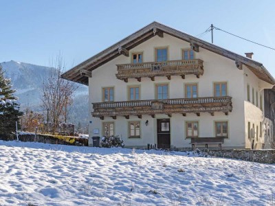 Landschaftlich reizvoll gelegenes Bauernhaus mit Ausbaugenehmigung zum Mehrfamilienhaus