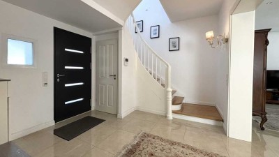 Einfamilienhaus mit traumhaftem Garten in Lohausen