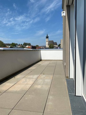 ERSTBEZUG Penthousewohnung mit großer Dachterrasse in Eberstalzell