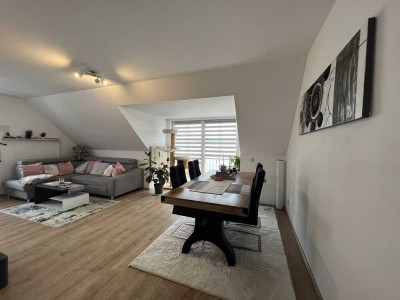 Dachau Röhrmoos, sonnige, schöne 3,5Zi.Whg. Balkon, Garage, Keller, in kleiner, ruhiger Wohnanlage