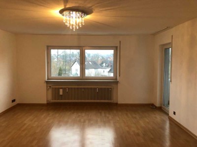 Sonnige 3-Zimmer-Wohnung mit Balkon und Einbauküche in Heilbronn Neckargartach