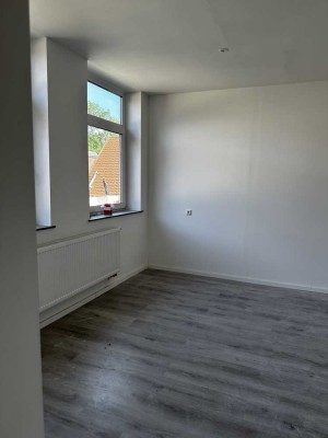 Helle 3-Zimmer-Wohnung mit Balkon in zentraler Lage