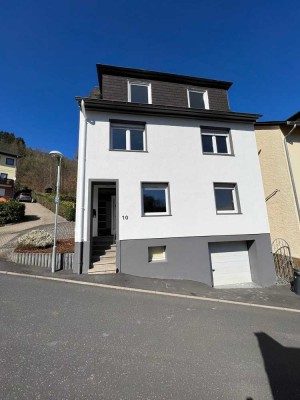 7-Zimmer-Einfamilienhaus mit gehobener Innenausstattung und EBK in Cochem