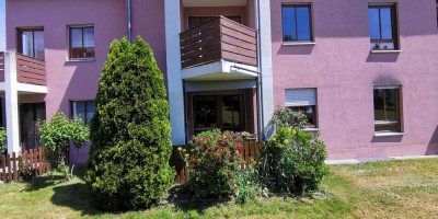 2-Zi-Wohnung mit Terrasse und Garage