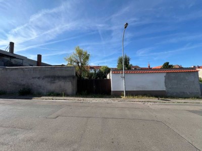 Schönes großes Grundstück mit Bungalow in Stadtlage Brandis