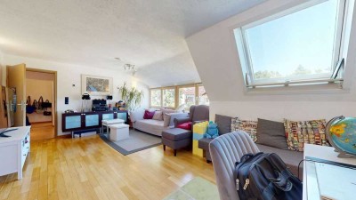 Lichtdurchflutete Maisonette-Wohnung mit 2 Bädern in Unterschleißheim