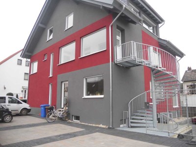 Schöne und neuwertige 3-Zimmer-Maisonette-Wohnung mit Balkon