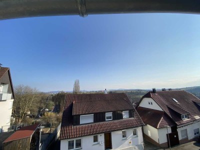 3 Zimmer mit Balkon/Terrasse und Garage