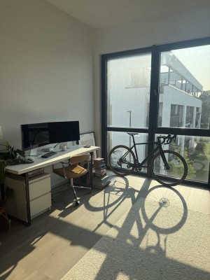Geschmackvolle, neuwertige 1,5-Raum-Wohnung am Hubland Center