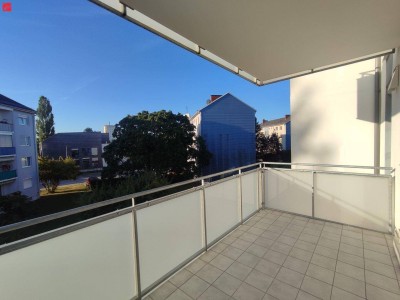 Sonniger Wohntraum mit großzügigem Balkon!