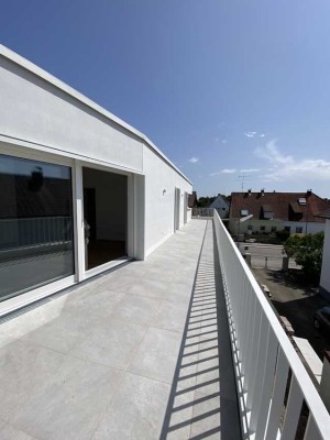 Moderne 3-Zimmer-Wohnung mit Dachterrassen in der Gartenstadt-Trudering