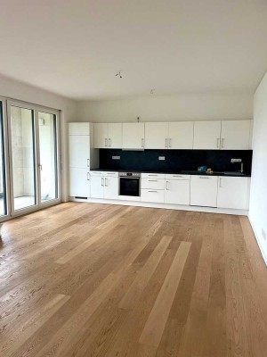 Qualität trifft Lage, moderne 3 Zimmer Whg mit EBK, Gäste WC und Balkon im Herzen von Wiesbaden