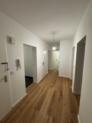 Attraktive 3,5-Zimmer-Wohnung mit EBK in Dreieich (Sprendlingen)