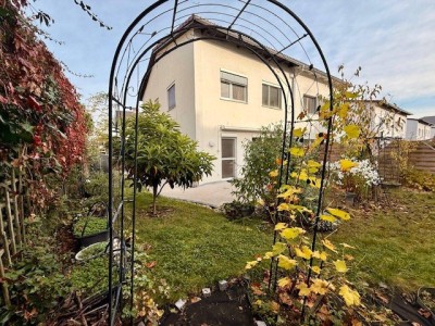 RUHELAGE - SEHR ZENTRAL - Doppelhaushälfte in Urfahr !