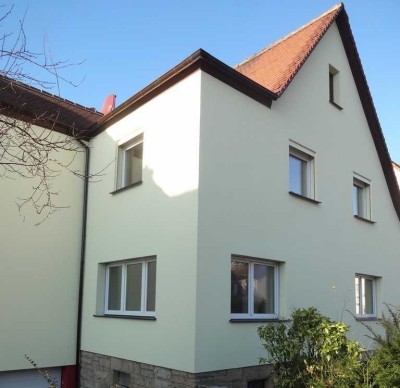 Zentrale Lage Bensheim; charmantes Haus, sehr hell und modern!